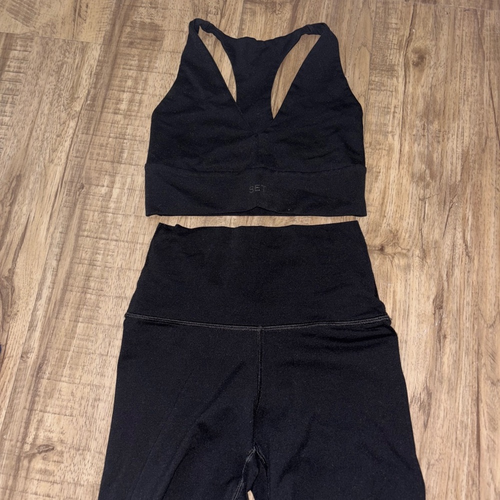 SET Active - Sports Bra and biker shorts Set - Black - Size XS